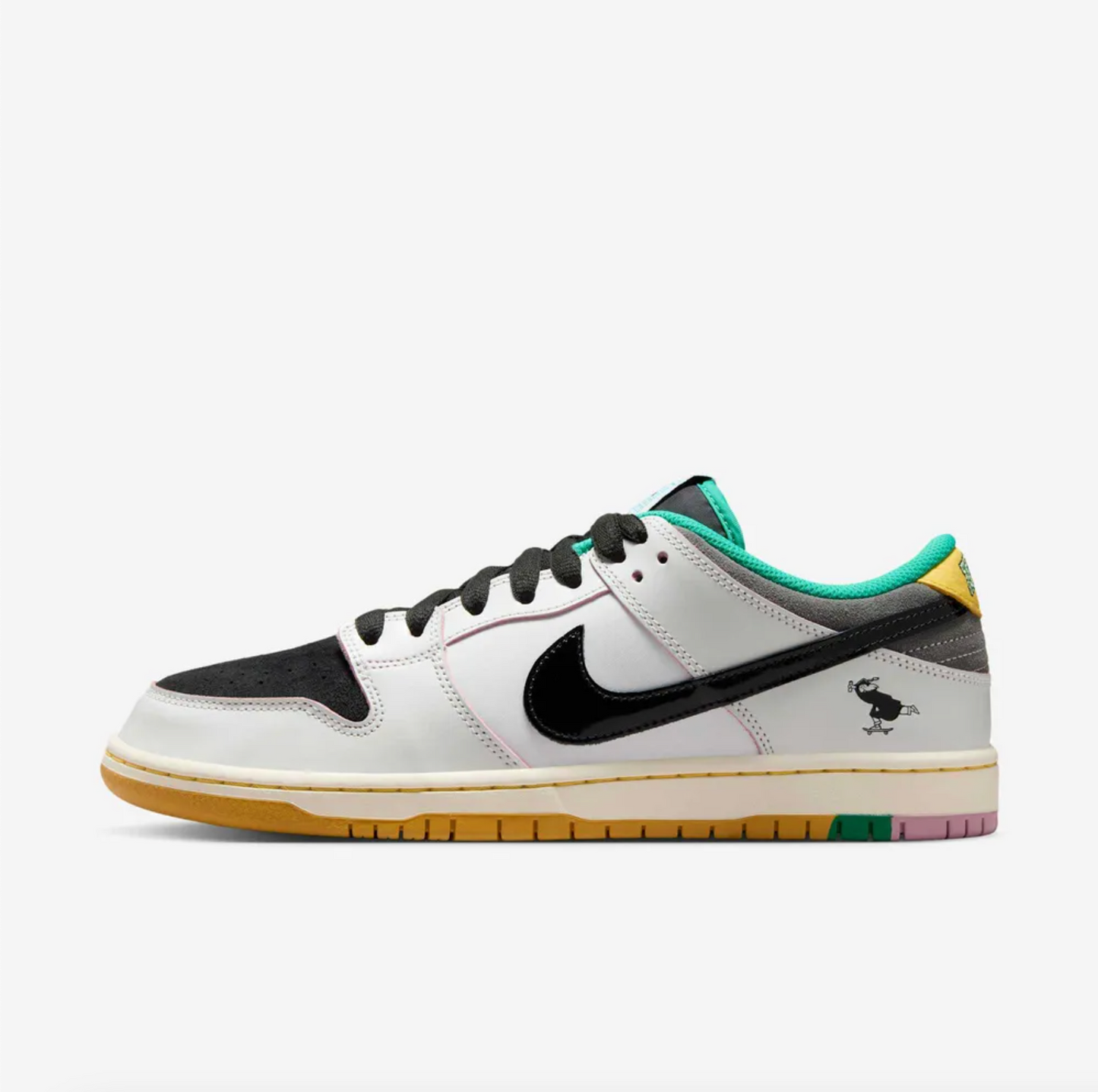 Nike x CSEF SB Dunk Low Pro - Whit/Black (HJ4132-100)