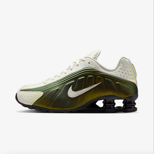 Nike Shox R4 W - Sail/Off Noir (IB8062-133)