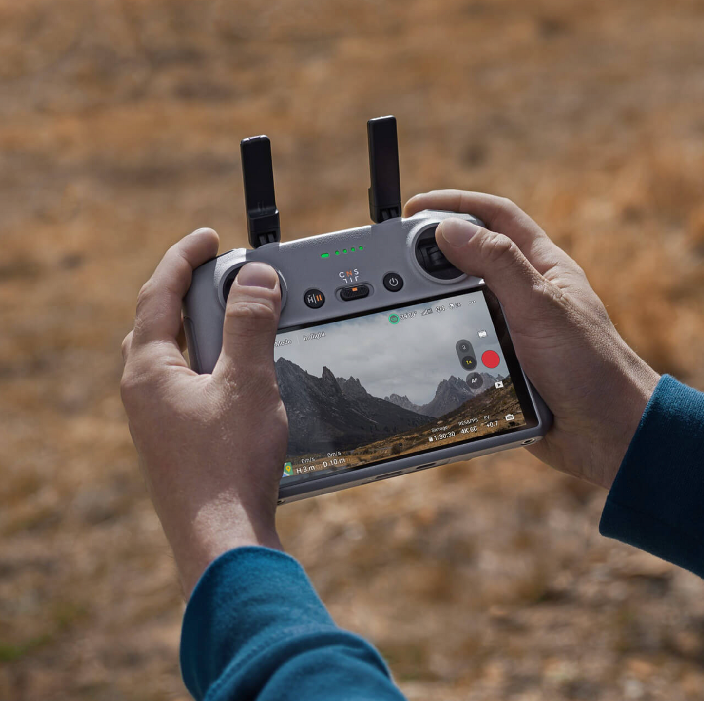 [Clearance] DJI RC 2 Smart Remote Controller (for Mini 4 Pro, Air 3, Air 3S, Neo) - oldbutgold 