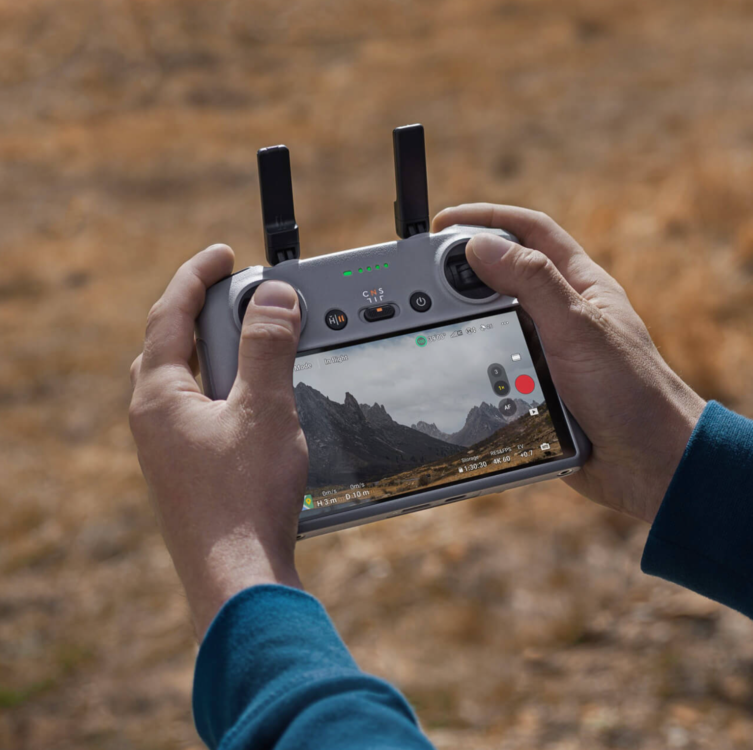[Clearance] DJI RC 2 Smart Remote Controller (for Mini 4 Pro, Air 3, Air 3S, Neo) - oldbutgold 